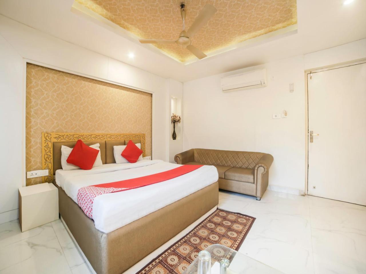 Oyo 10277 Hotel Delux Golden Ajmer Exterior photo
